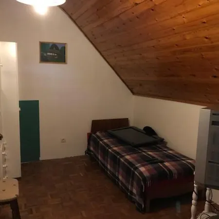 Nyaraló Hegyi Nyaraló Balatonszemes